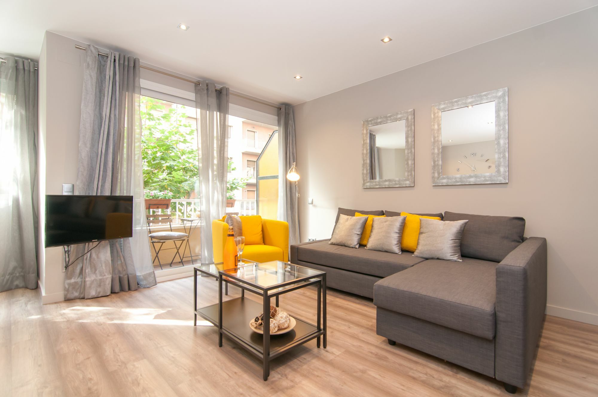 Montaber Apartments - Sagrada Familia Barcelona Zewnętrze zdjęcie